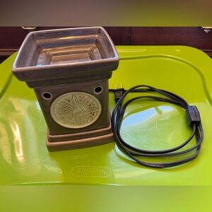 Scentsy Ceramic Wax Warmer.